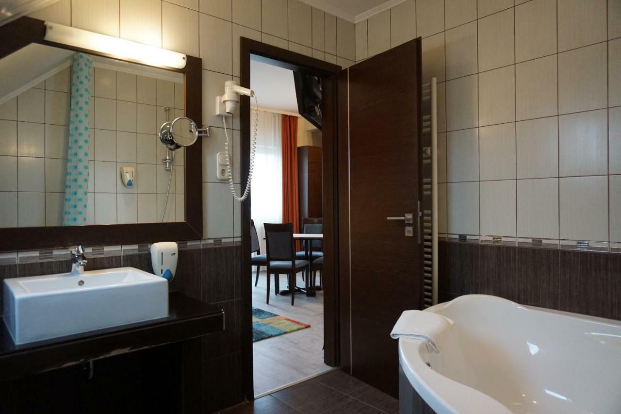 Villa Prestige Heviz Ngoại thất bức ảnh